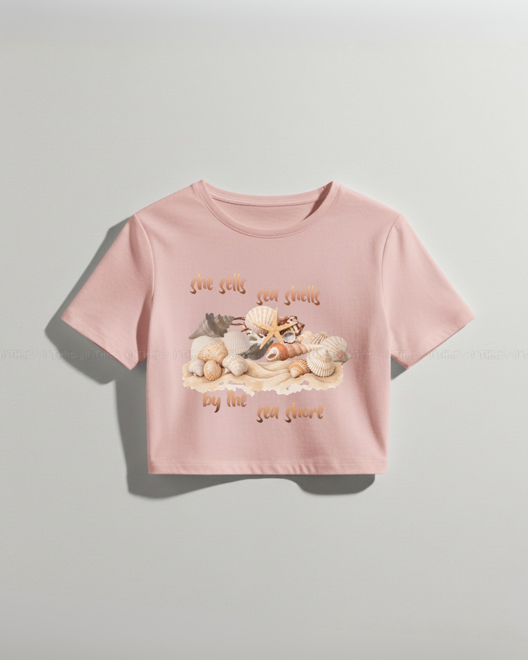 Seashells Graphic Crop Top – Trendy Summer Beachwear Tee, Nature Inspired Casual Oversized T-Shirt, Stylish Coastal Vibes Streetwear for Women
