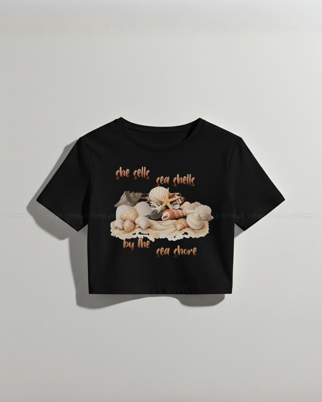 Seashells Graphic Crop Top – Trendy Summer Beachwear Tee, Nature Inspired Casual Oversized T-Shirt, Stylish Coastal Vibes Streetwear for Women