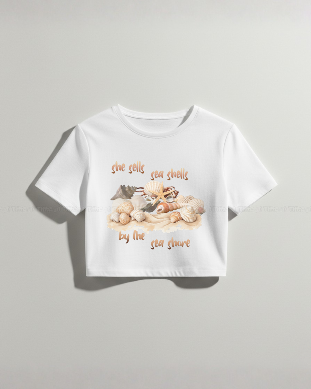 Seashells Graphic Crop Top – Trendy Summer Beachwear Tee, Nature Inspired Casual Oversized T-Shirt, Stylish Coastal Vibes Streetwear for Women