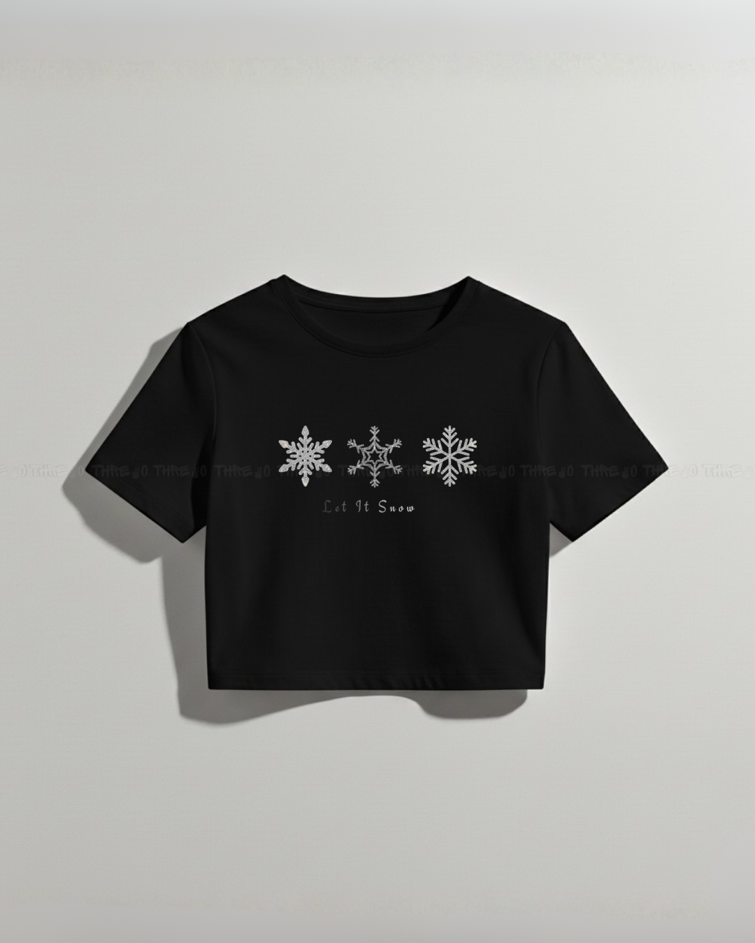 Let It Snow Women’s Crop Top – Winter Snowflake Graphic Tee