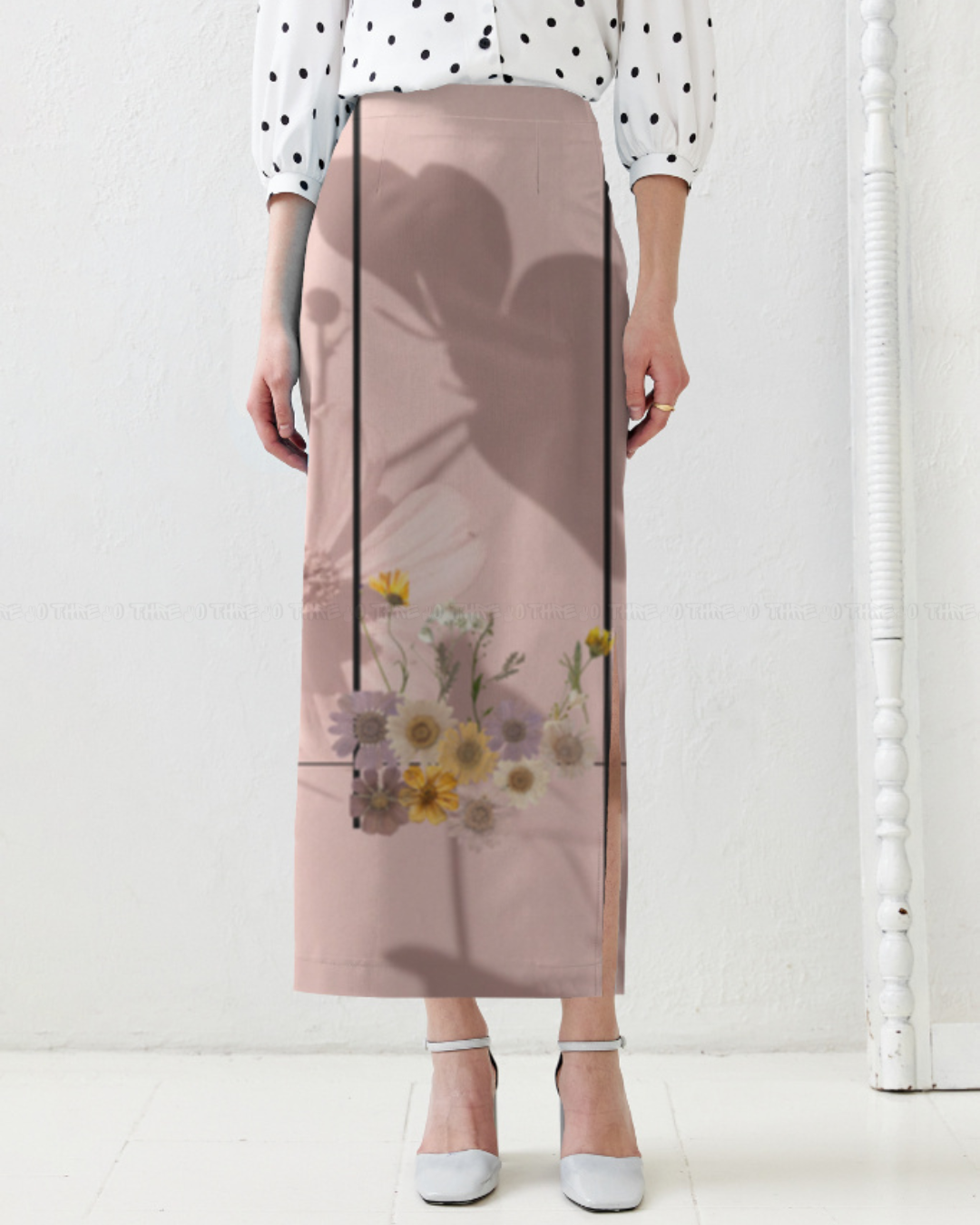 Blush Petal Pencil Skirt – Elegant Floral Print in Soft Pink Tone